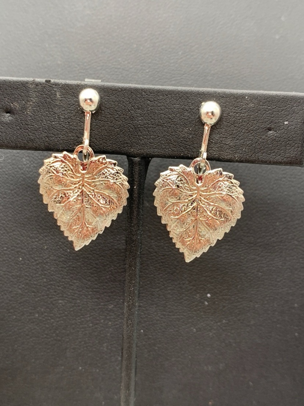 Silver tone lightweight Leaf Drop clip on Earrings - Women Jewelry